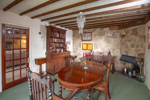 Dining Room - click for photo gallery